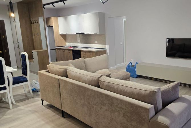 Shtepi me qera 2+1 ne Tirane - 500 Euro