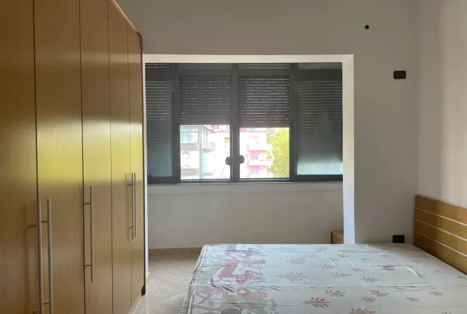 Shtepi me qera 1+1 ne Tirane - 450 Euro