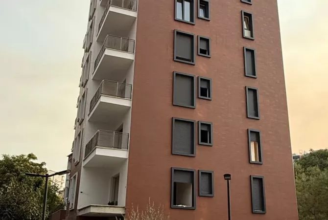 Shtepi ne shitje Apartament ne Tirane, 1+1, Mobilimi Bosh, pa mobiluar, Pagesa 190,000  Euro.