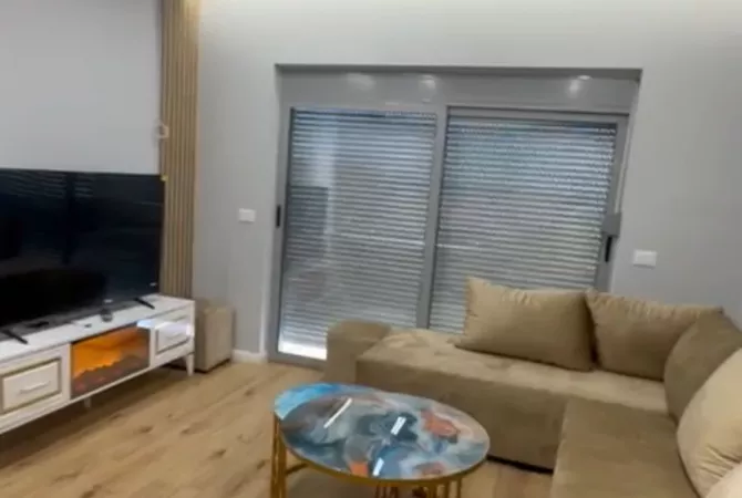 Shtepi me qera 1+1 ne Tirane - 470 Euro