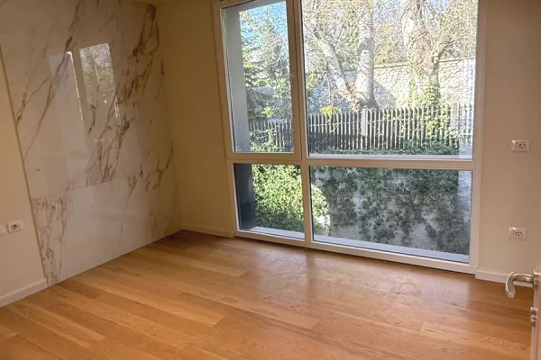 Shtepi ne shitje 3+1 ne Tirane - 365,000 Euro