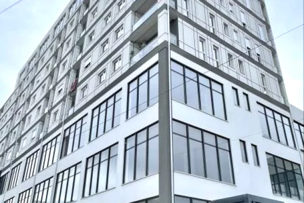 Shitet Apartament 2+1+2 – Gati për Banim, Kamëz