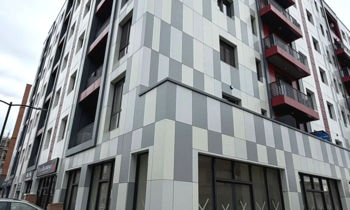 Shtepi ne shitje Apartament ne Tirane, 1+1, Mobilimi E mobiluar, Pagesa 122,000  Euro.