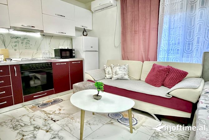 Shtepi me qera Garsoniere ne Tirane - 400 Euro