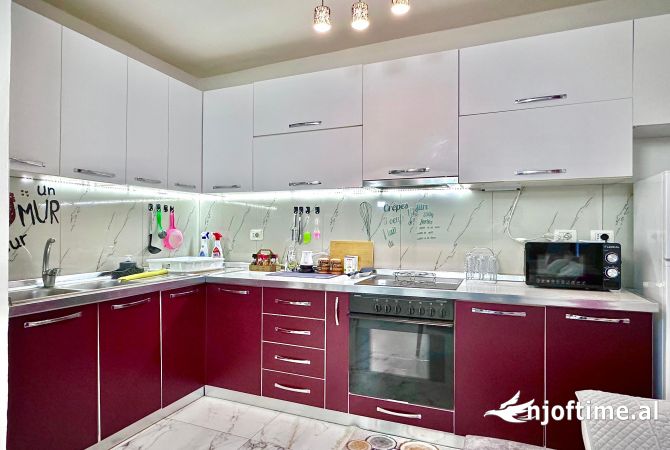 Shtepi me qera Apartament ne Tirane, Garsoniere, Mobilimi E mobiluar, Pagesa 400  Euro.