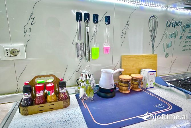 Shtepi me qera Apartament ne Tirane, Garsoniere, Mobilimi E mobiluar, Pagesa 400  Euro.