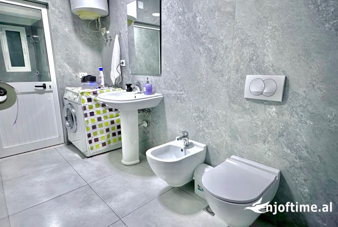 Shtepi me qera Apartament ne Tirane, Garsoniere, Mobilimi E mobiluar, Pagesa 400  Euro.