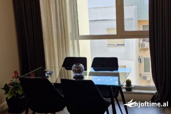 Shtepi ne shitje 2+1 ne Tirane - 250,000 Euro