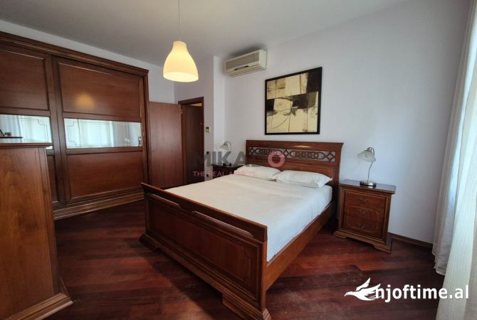 Shtepi me qera 2+1 ne Tirane - 1,300 Euro