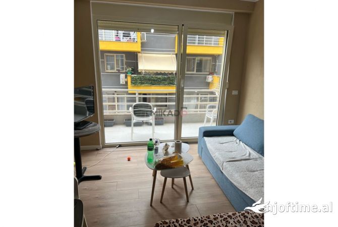 Shtepi me qera 2+1 ne Tirane - 500 Euro