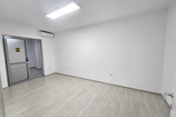 Ambient biznesi me qera 1+1 ne Tirane - 100,000 Leke