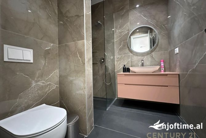 Shtepi me qera Apartament ne Tirane, 2+1, Mobilimi E mobiluar, Pagesa 1,500  Euro.