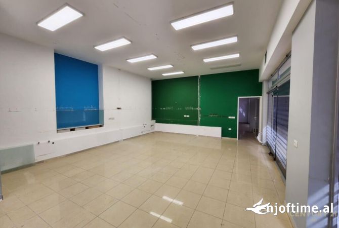 Ambient biznesi me qera 1+1 ne Tirane - 390,000 Euro