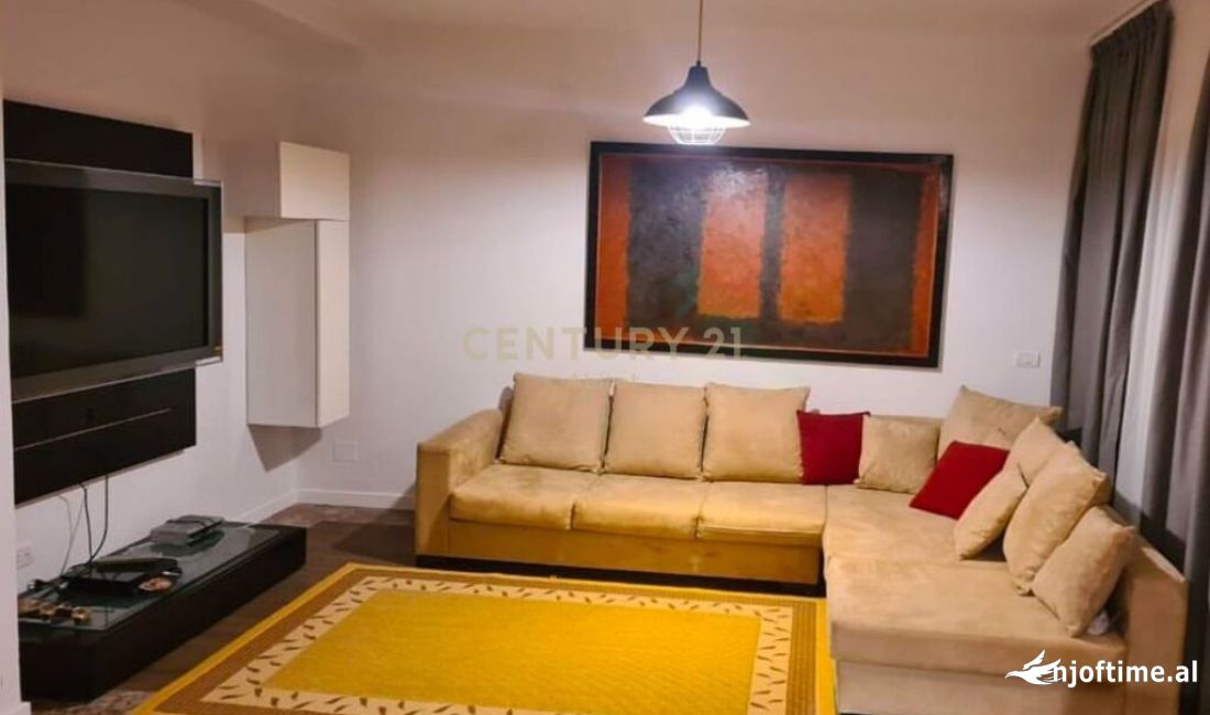 Shtepi ne shitje Apartament ne Tirane, 2+1, Mobilimi E mobiluar, Pagesa 560,000  Euro.