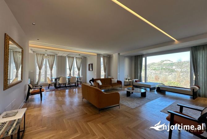 Shtepi me qera 4+1 ne Tirane - 6,800 Euro