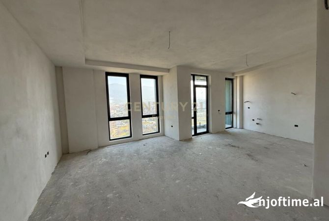 Shtepi ne shitje 3+1 ne Tirane - 290,000 Euro