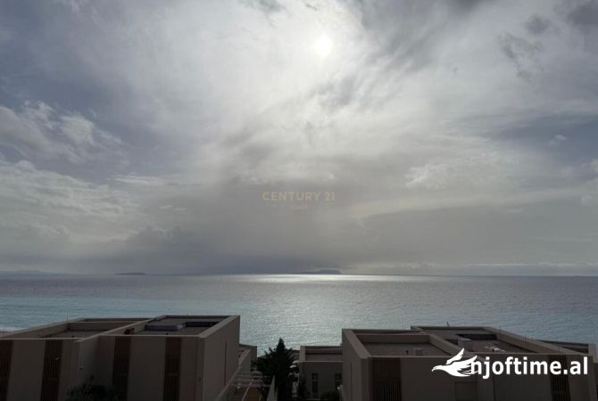 Shtepi ne shitje Vila Luksoze ne Himare, 3+1, Mobilimi E mobiluar, Pagesa 1,200,000  Euro.