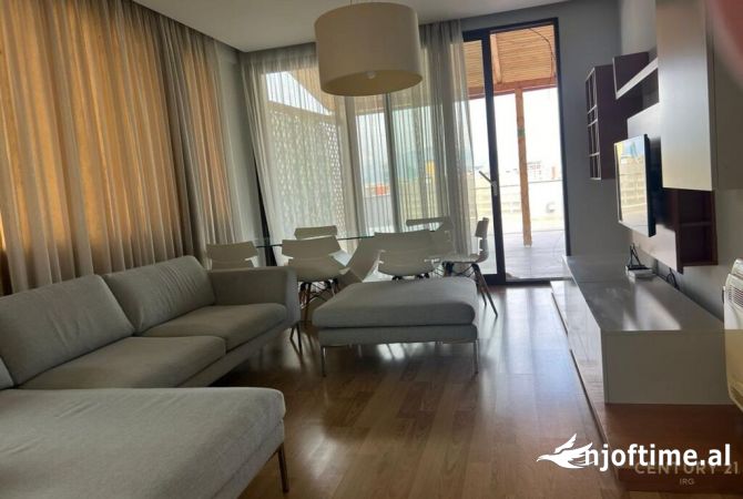 Shtepi me qera Apartament ne Tirane, 2+1, Mobilimi E mobiluar, Pagesa 900  Euro.