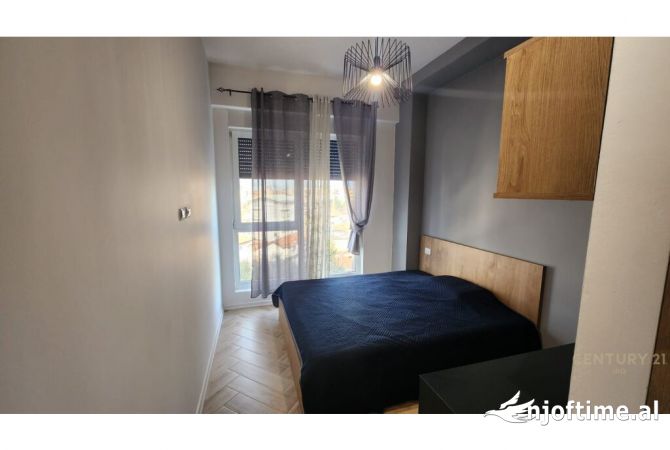 Shtepi me qera 2+1 ne Tirane - 550 Euro
