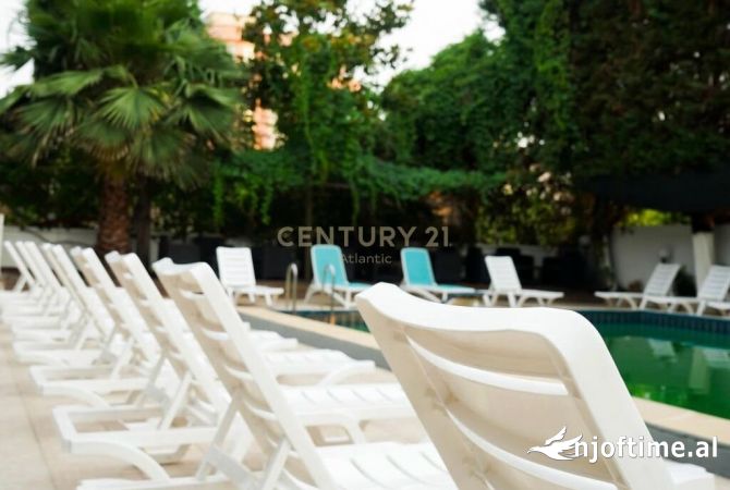 Ambient biznesi me qera 5+1 ne Durres - 11,000 Euro