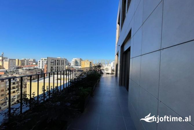 Shtepi me qera Duplex(shtepi me 2 kate) ne Tirane, 2+1, Mobilimi E mobiluar, Pagesa 2,000  Euro.