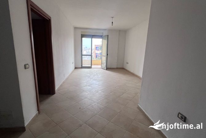 Shtepi ne shitje 1+1 ne Tirane - 95,000 Euro