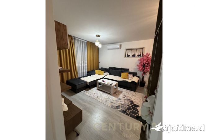 Shtepi me qera 2+1 ne Tirane - 800 Euro