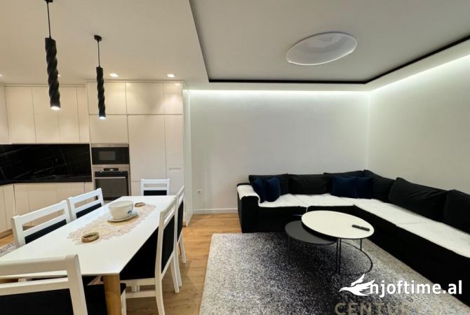 Shtepi me qera 2+1 ne Tirane - 750 Euro