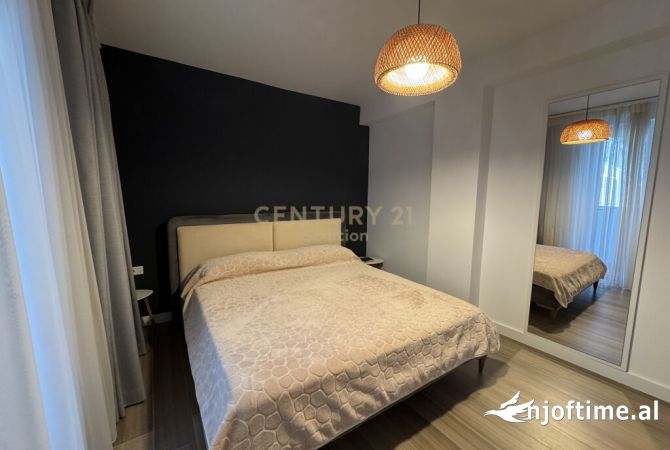 Shtepi ne shitje Vila Luksoze ne Durres, 3+1, Mobilimi E mobiluar, Pagesa 500,000  Euro.