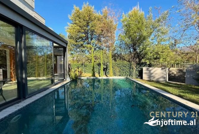 Shtepi me qera 4+1 ne Tirane - 4,000 Euro