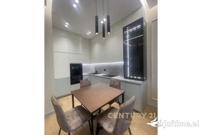 Shtepi ne shitje 1+1 ne Tirane - 270,000 Euro