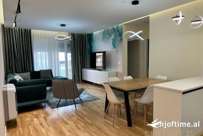 Shtepi ne shitje Apartament ne Tirane, 2+1, Mobilimi E mobiluar, Pagesa 275,000  Euro.