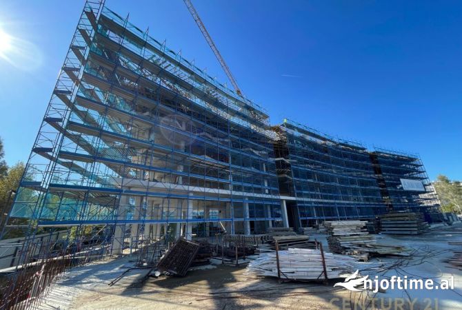 Shtepi ne shitje Apartament ne Tirane, 2+1, Mobilimi Bosh, pa mobiluar, Pagesa 372,000  Euro.