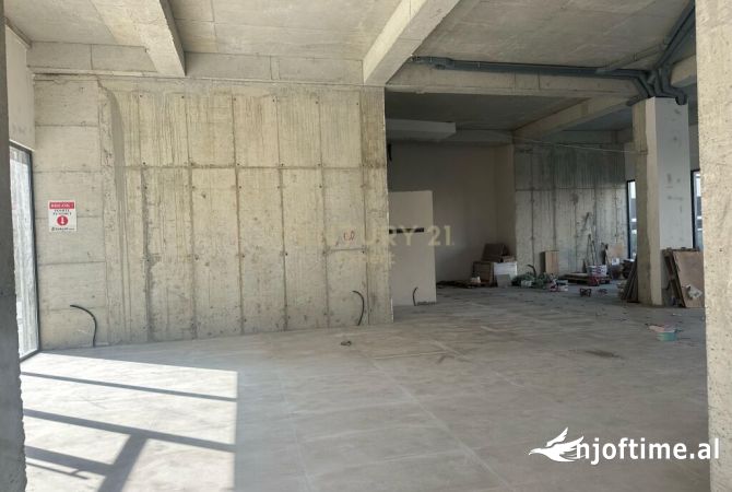 Ambient biznesi me qera 1+1 ne Tirane - 3,000 Euro
