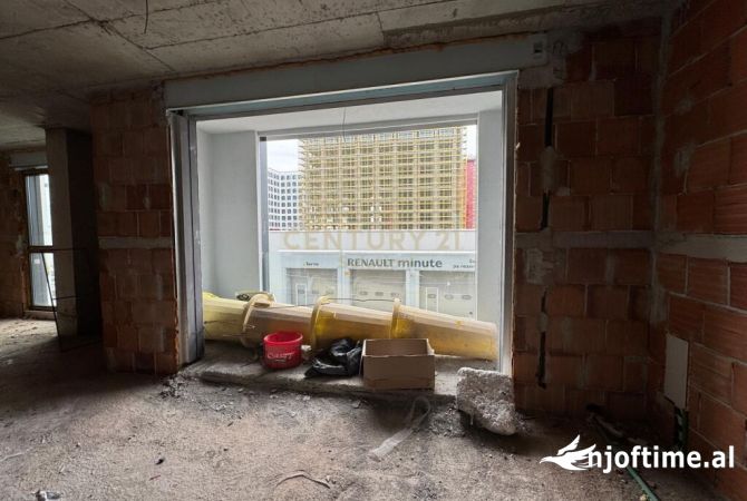 Shtepi ne shitje Apartament ne Tirane, 2+1, Mobilimi Bosh, pa mobiluar, Pagesa 170,000  Euro.