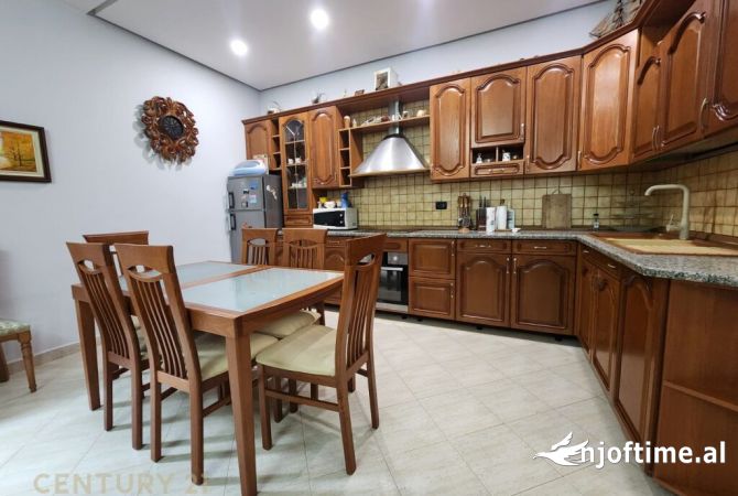 Shtepi me qera 3+1 ne Tirane - 1,000 Euro