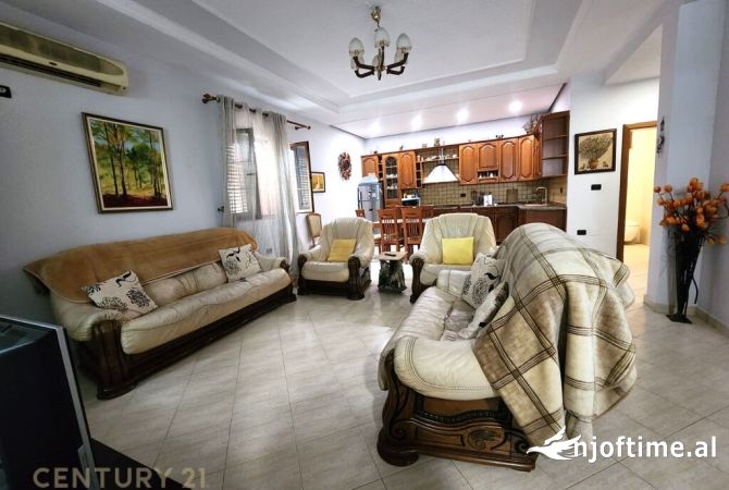 Shtepi me qera 3+1 ne Tirane - 1,000 Euro
