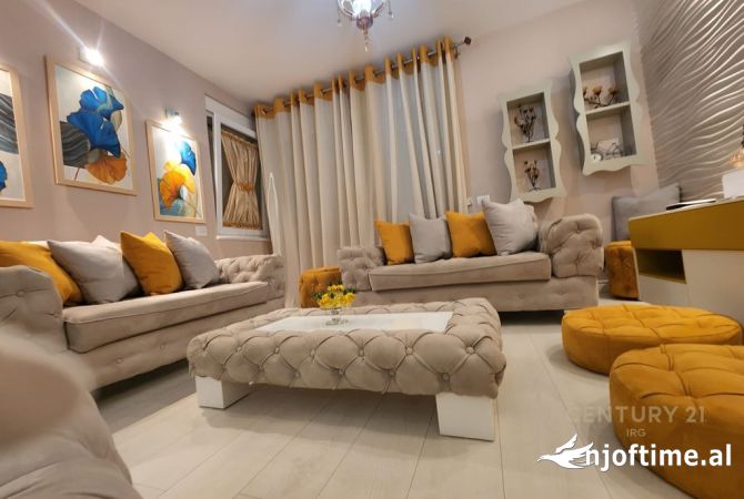 Shtepi me qera 2+1 ne Tirane - 1,500 Euro