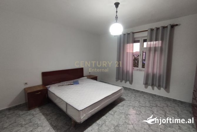 Shtepi me qera 2+1 ne Tirane - 500 Euro