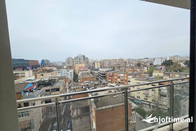 Shtepi ne shitje Apartament ne Tirane, 1+1, Mobilimi Bosh, pa mobiluar, Pagesa 165,000  Euro.