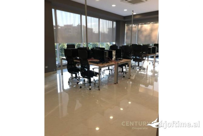 Ambient biznesi me qera 1+1 ne Tirane - 17,500 Euro