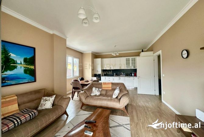 Shtepi ne shitje 2+1 ne Tirane - 240,000 Euro