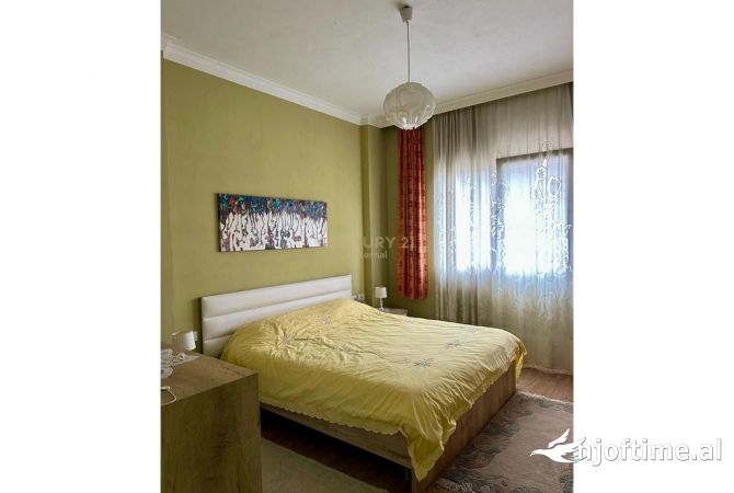 Shtepi ne shitje 2+1 ne Tirane - 240,000 Euro