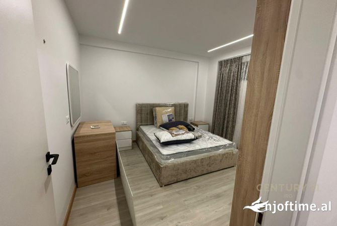 Shtepi me qera Apartament ne Tirane, 1+1, Mobilimi E mobiluar, Pagesa 650  Euro.