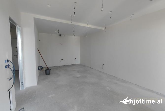 Shtepi ne shitje 2+1 ne Tirane - 210,000 Euro