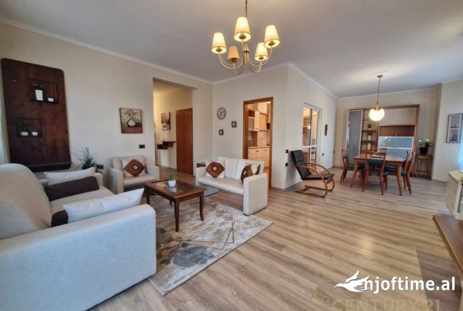 Shtepi me qera 1+1 ne Tirane - 700 Euro