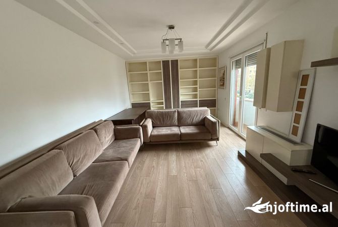 Shtepi ne shitje 2+1 ne Tirane - 258,000 Euro