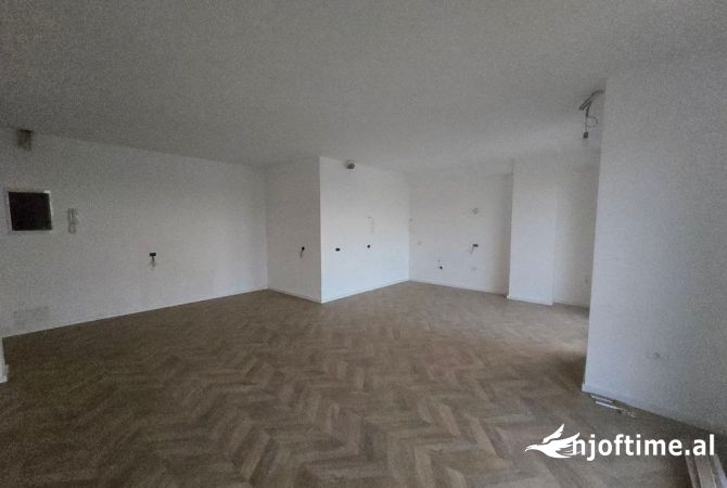 Shtepi ne shitje 2+1 ne Tirane - 255,000 Euro