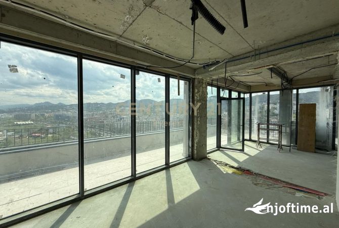 Shtepi me qera 3+1 ne Tirane - 5,000 Euro