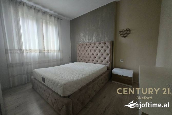 Shtepi me qera Apartament ne Tirane, 2+1, Mobilimi E mobiluar, Pagesa 700  Euro.